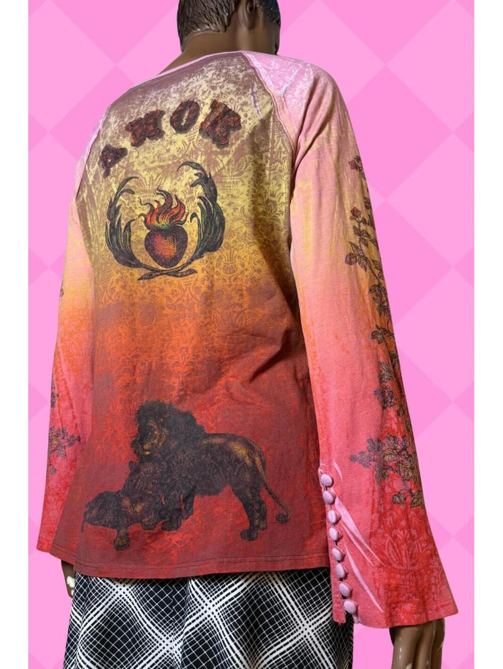 Butterfly Dropout y2k  Ombre Long Sleeve Graphic Top with Buttoned Cuffs size L